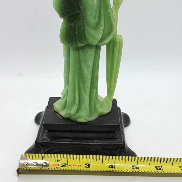 vintage Japanese Geisha with fan and parasol Jade green figure on a stand Italy. - Picture 2 of 15